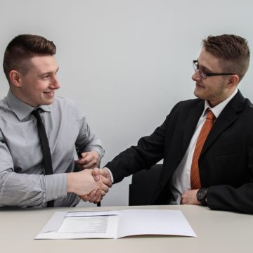 How to reward employee effort?
